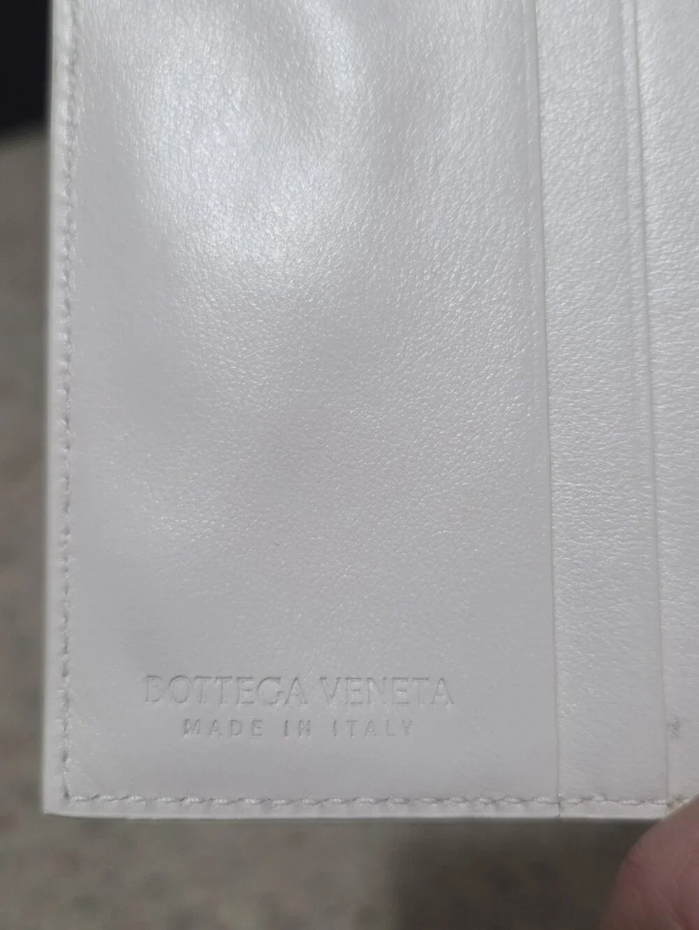 Authentic Bottega Veneta Intrecciato White Leather Bi-Fold Wallet